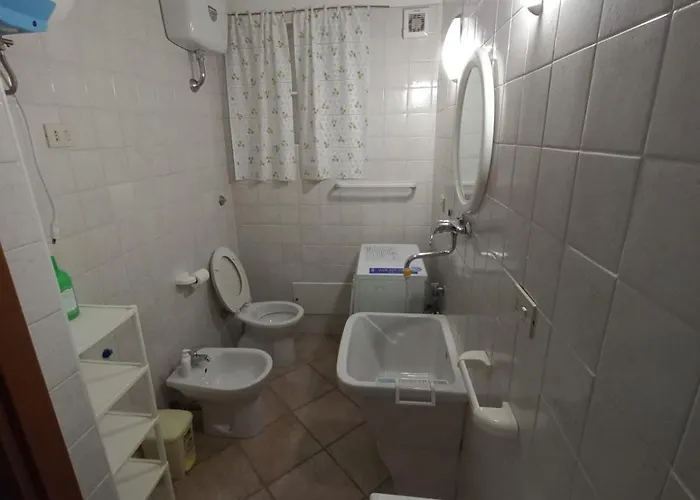 Casa Pepe, Confortevole Con Giardino A 2 Min Dal Mare Casa vacanze Villasimius