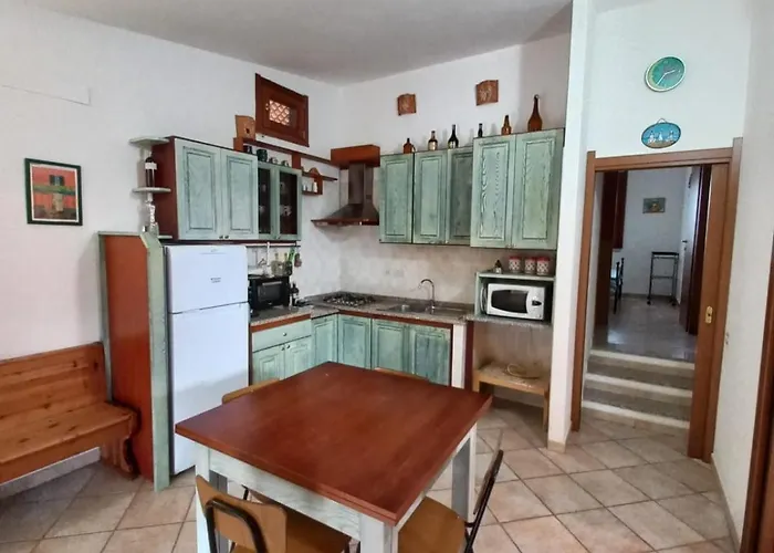 Casa Pepe, Confortevole Con Giardino A 2 Min Dal Mare Casa vacanze *